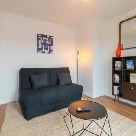 Lovely Apartment In Mulhouse Big Kennedy Center Apartman